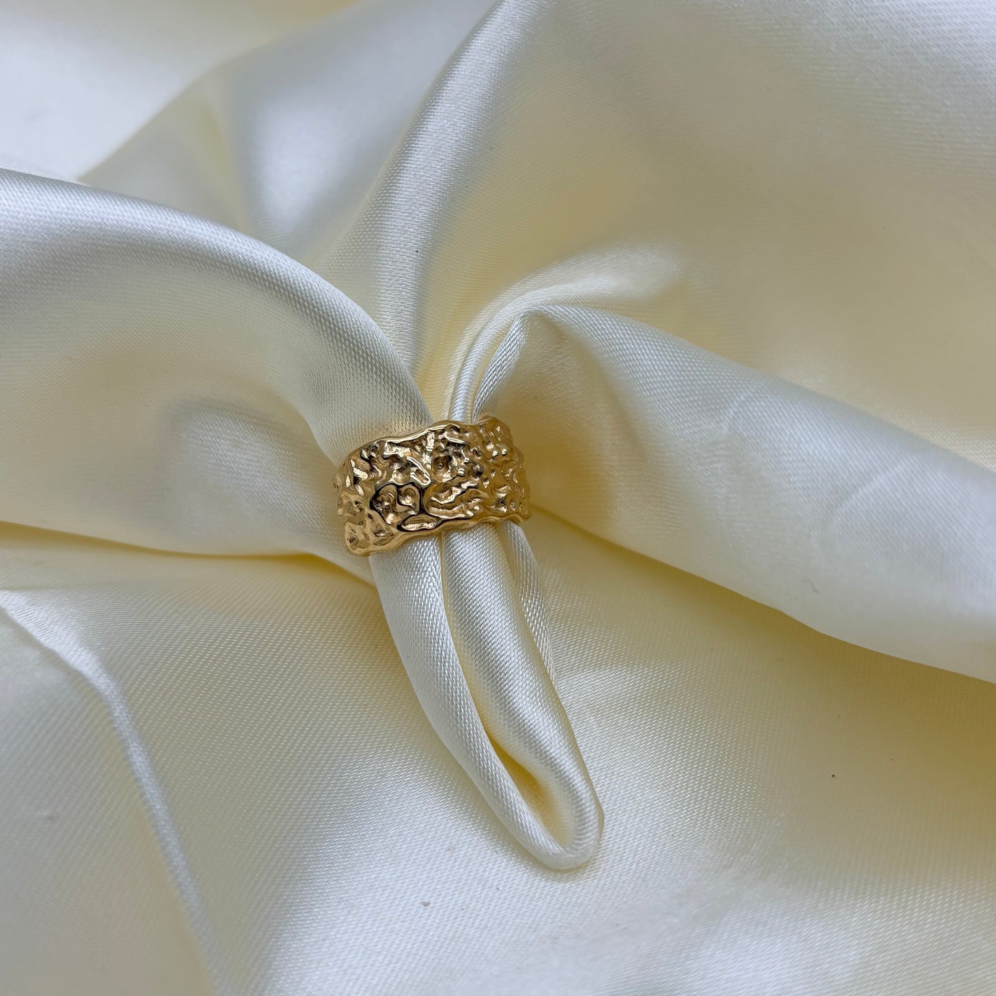 ANILLO DORADO