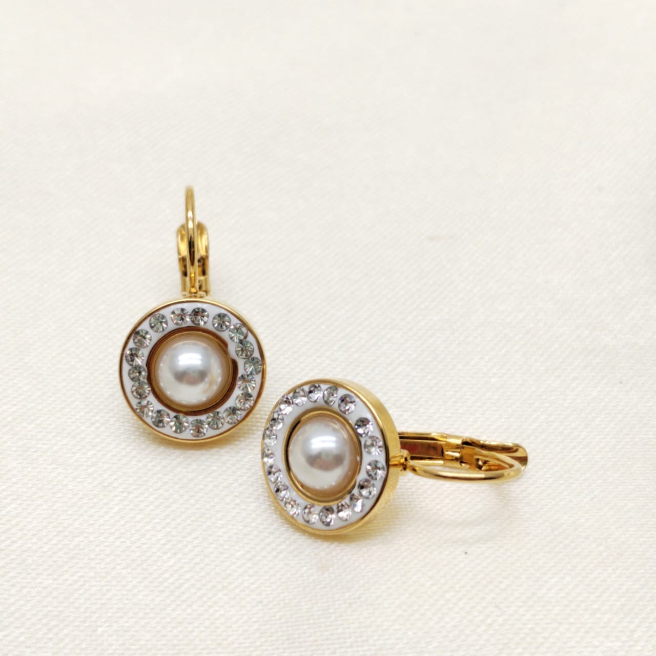 ARETE AZA DORADO CON PERLA