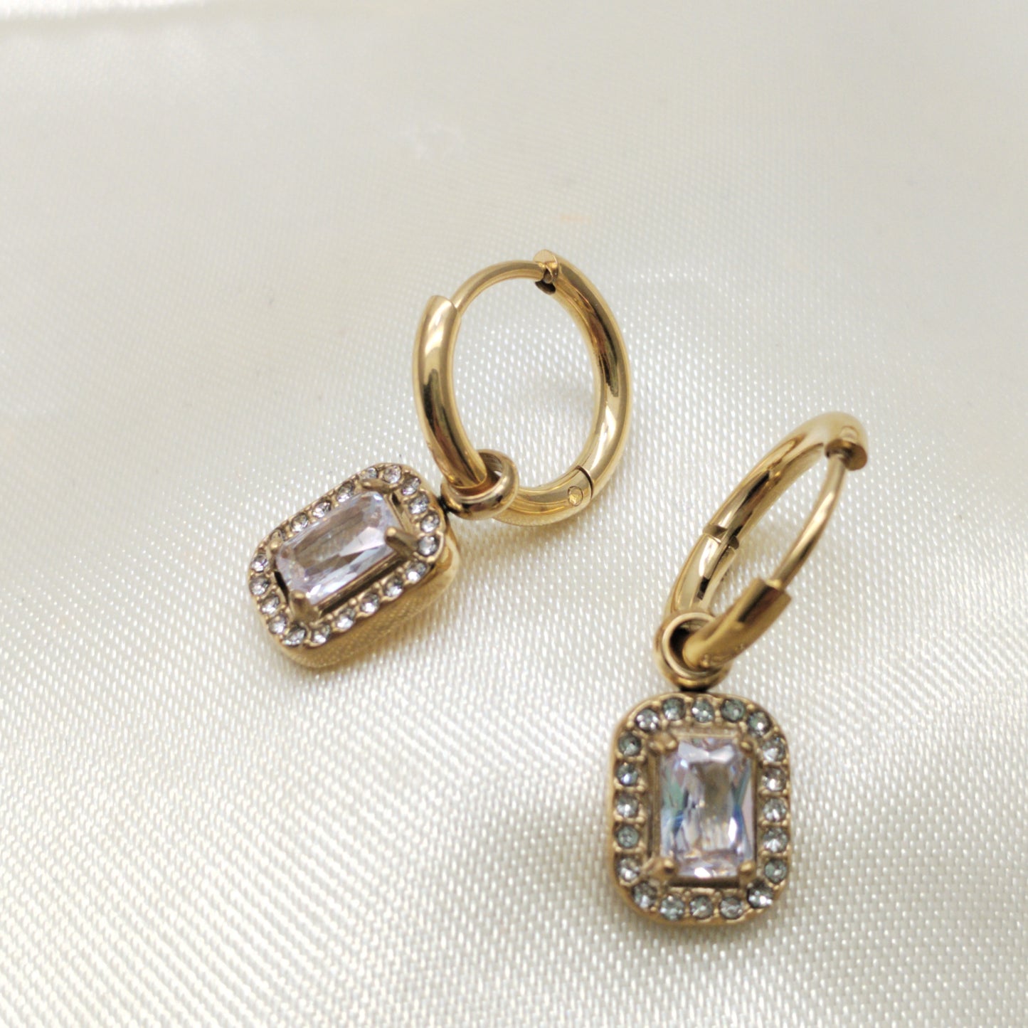 ARETE HOGGIES ELEGANTE