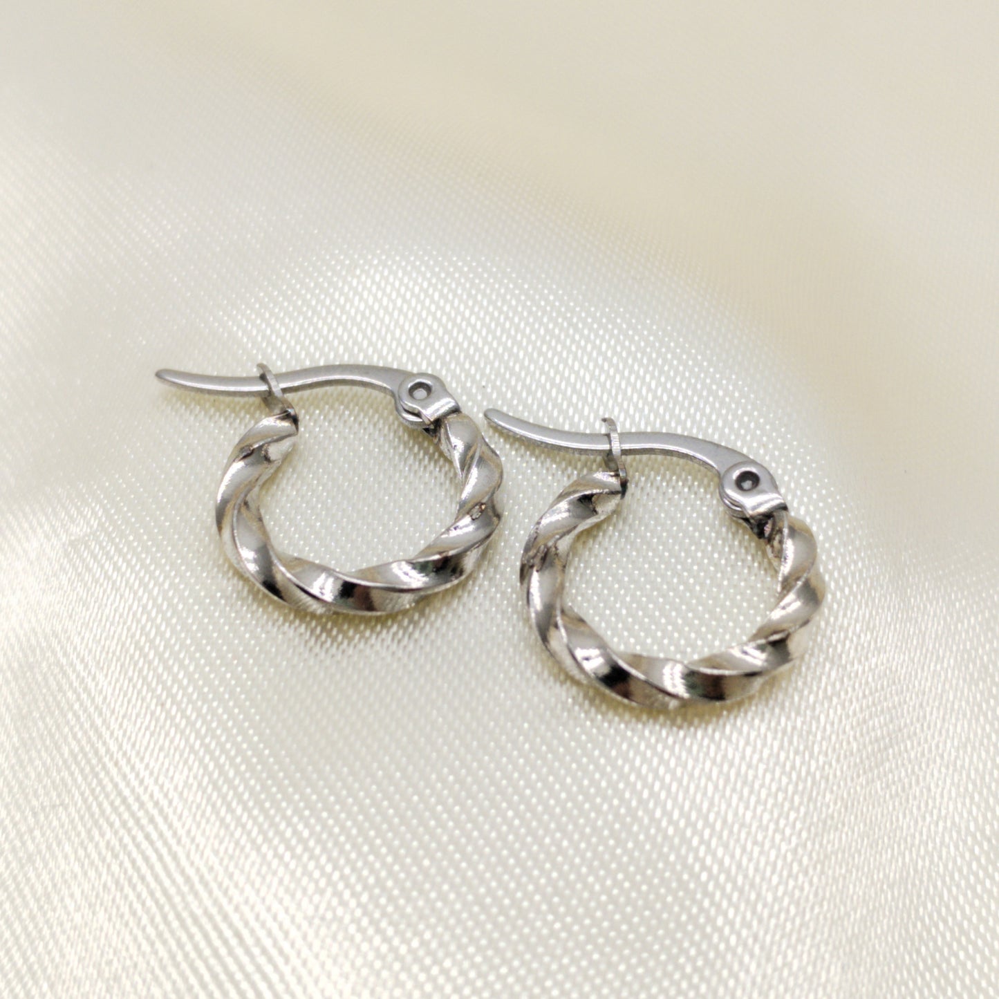 ARETE ARGOLLA PLATEADA