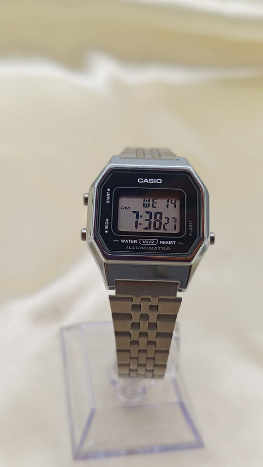 RELOJ CASIO LA680WA-1DF