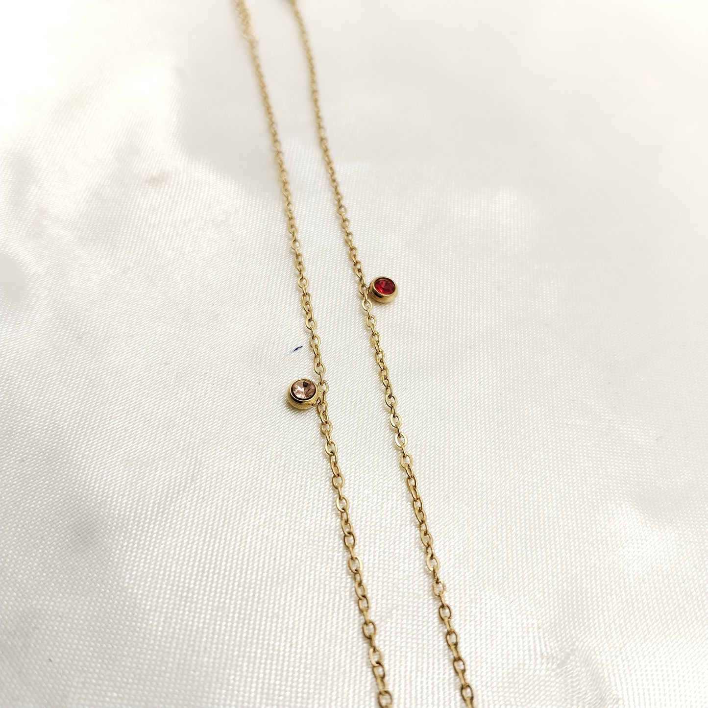 PULSERA FINA DORADO