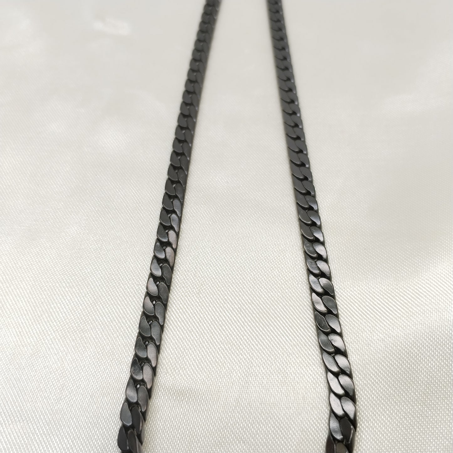 CADENA ESPIGA NEGRA