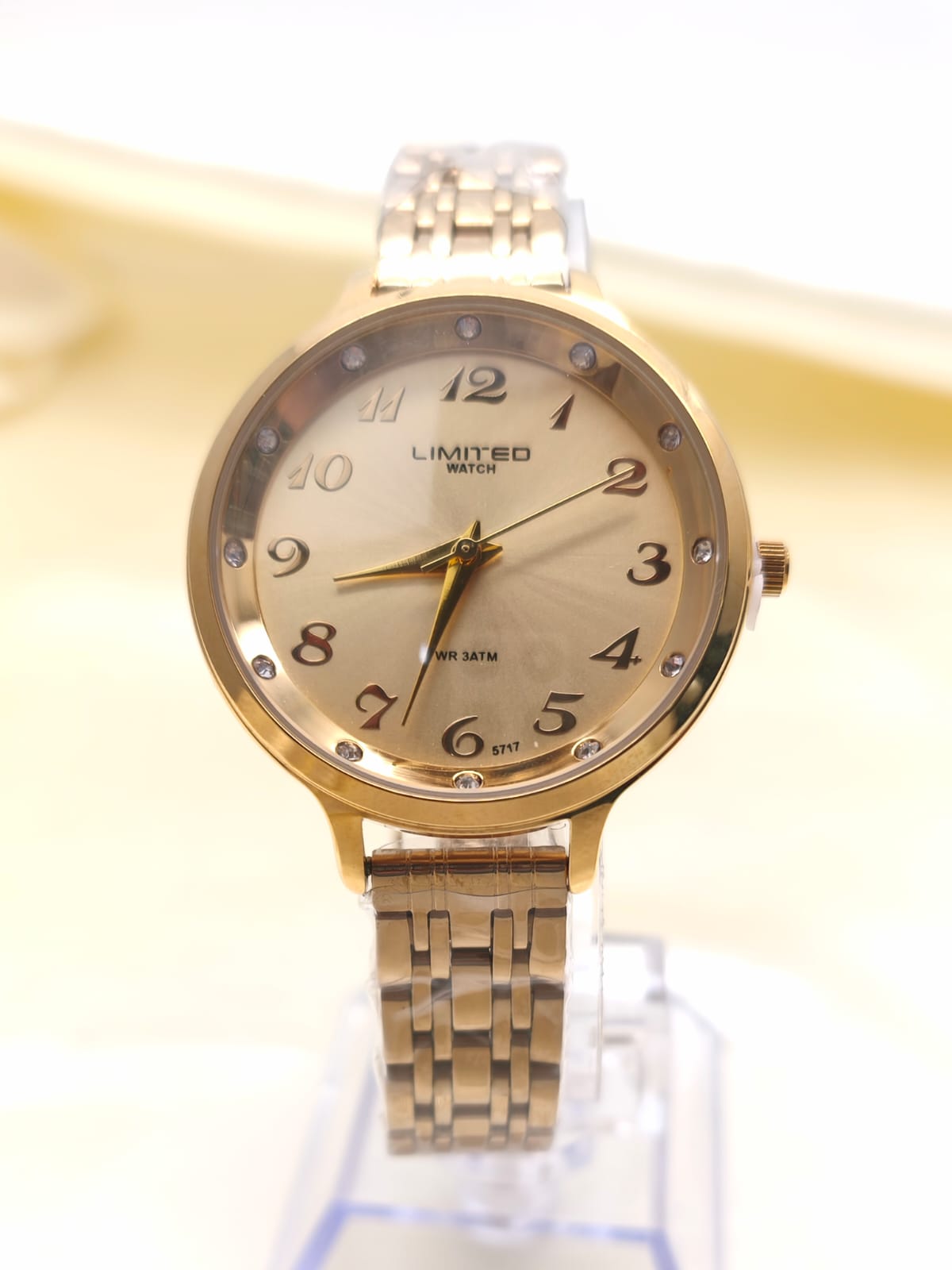 RELOJ LIMITED DORADO