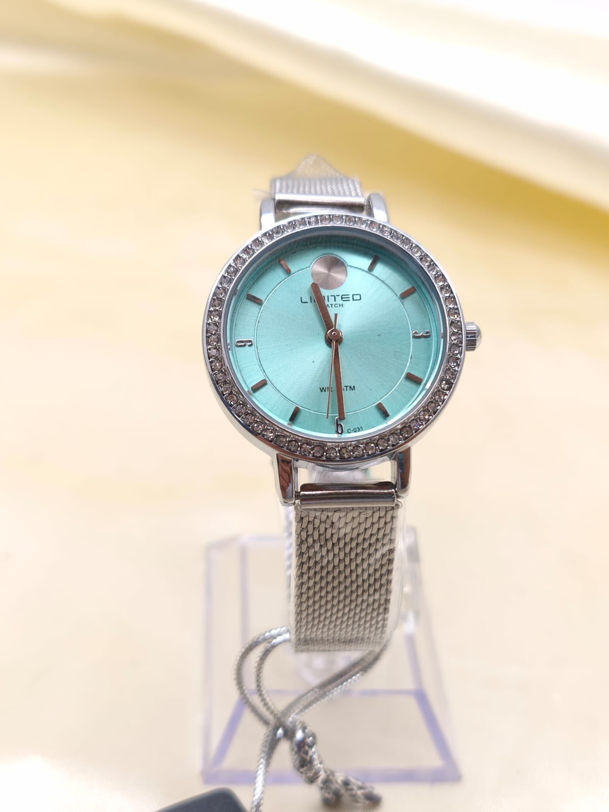 RELOJ DAMA LIMITED