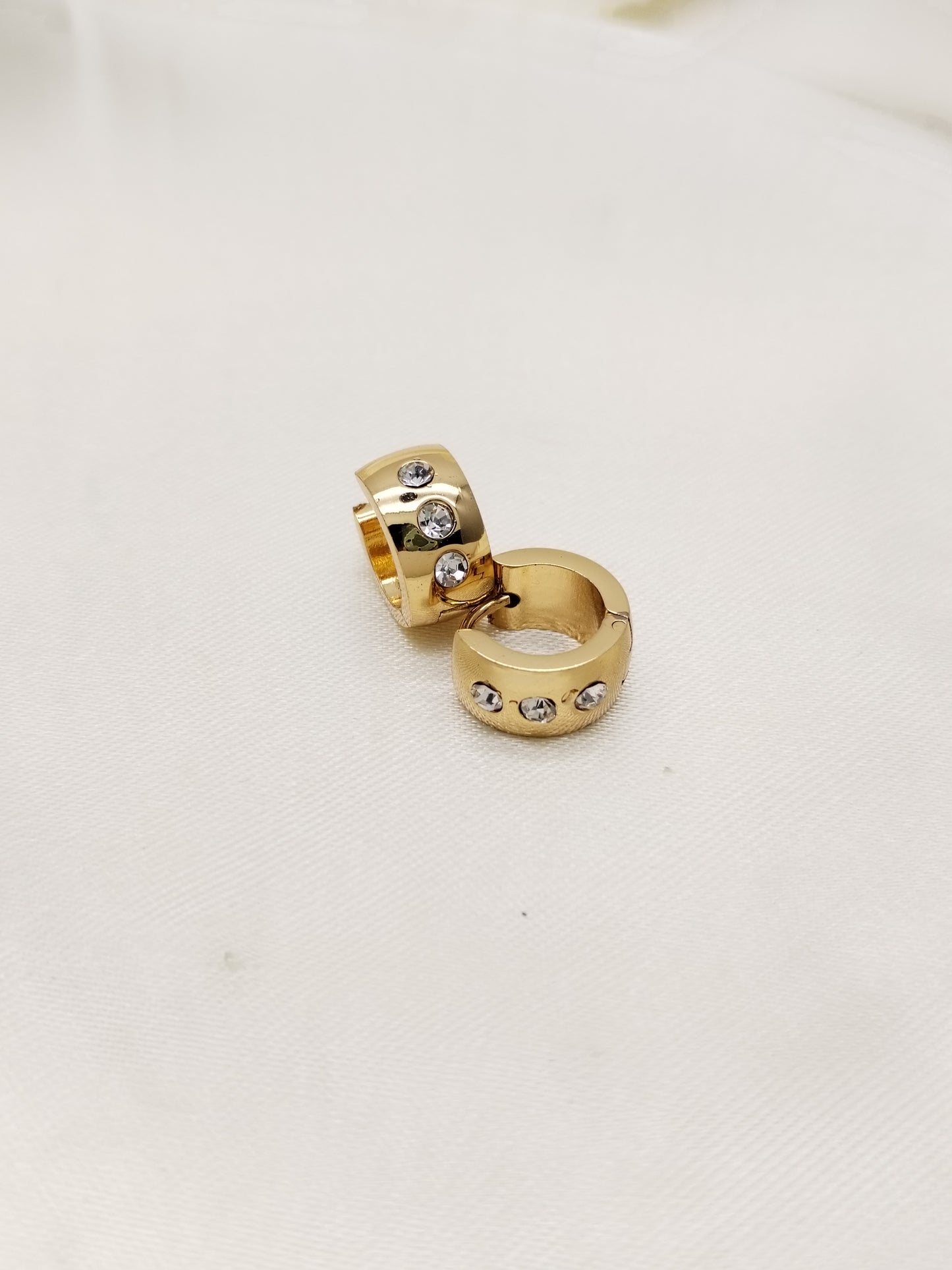 ARETE HOGGIES DORADO