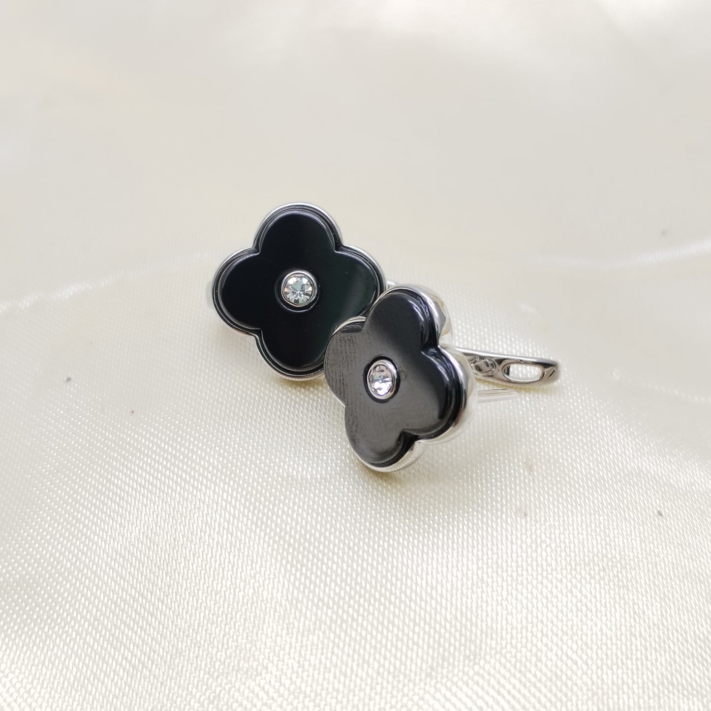 ARETE HOGGIES ELEGANTE
